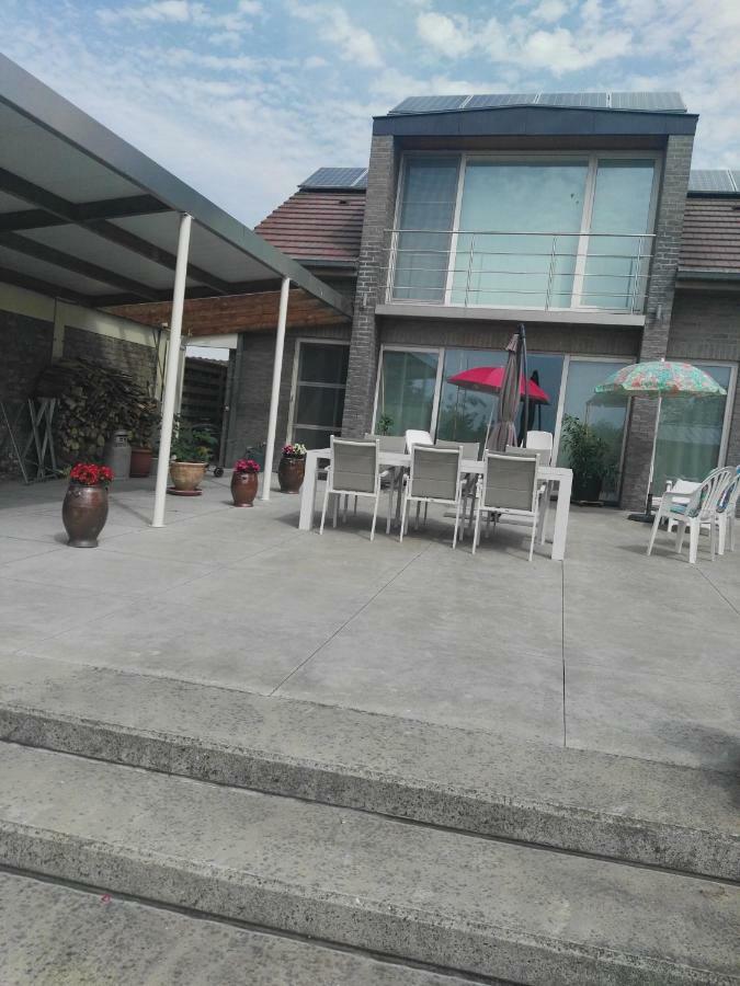 Guesthouse Sisa Veurne Exterior foto